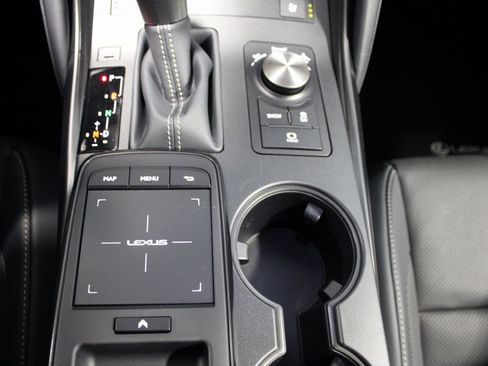 Used 2025 Lexus IS 350 F Sport image 36