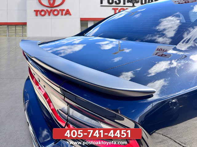 Used 2019 Dodge Charger SXT w/ Blacktop Package RWD image 35