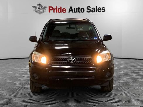 Used 2008 Toyota RAV4 4WD image 2