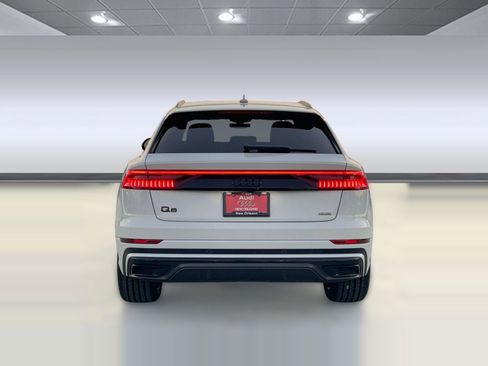 Used 2022 Audi Q8 Prestige w/ Prestige Package image 10