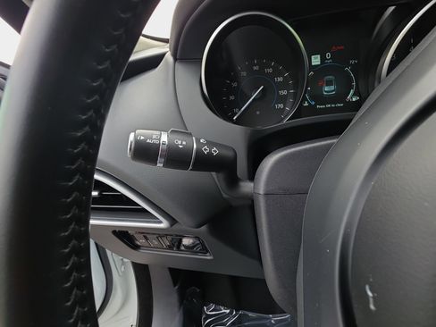 Used 2019 Jaguar F-PACE Premium AWD/4WD image 26