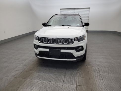 Used 2025 Jeep Compass Limited AWD/4WD image 15