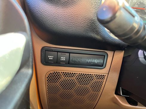 Used 2012 Jeep Wrangler Unlimited Rubicon w/ Connectivity Group image 20