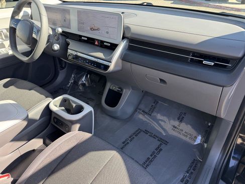 Used 2024 Hyundai Ioniq 5 SEL RWD image 7