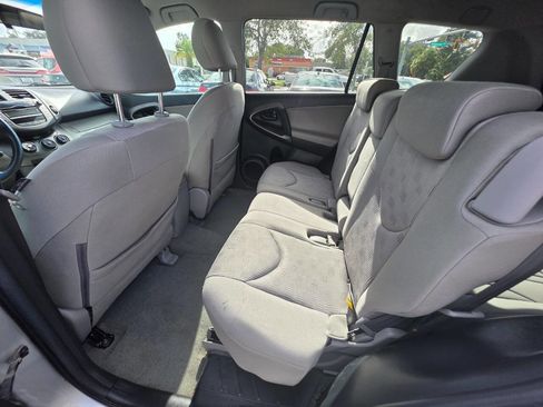 Used 2011 Toyota RAV4 4WD image 11