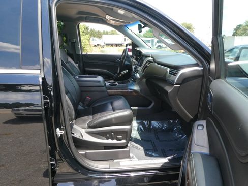 Used 2019 Chevrolet Tahoe LT AWD/4WD image 24
