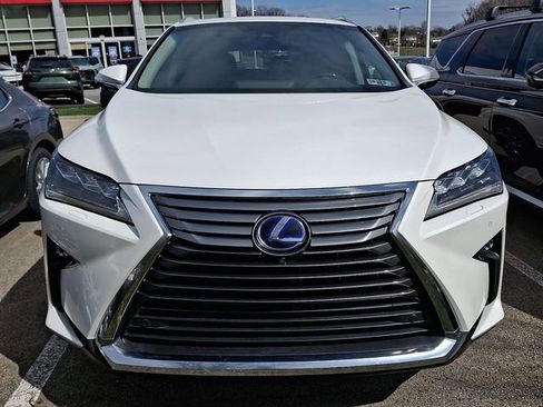 Used 2019 Lexus RX 450hL Luxury w/ Accessory Package image 2