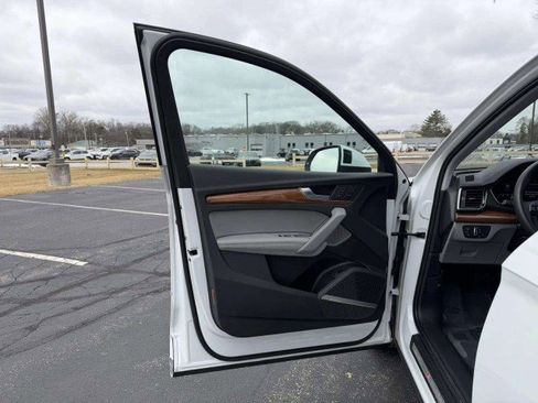 Certified 2023 Audi Q5 2.0T Premium Plus image 17