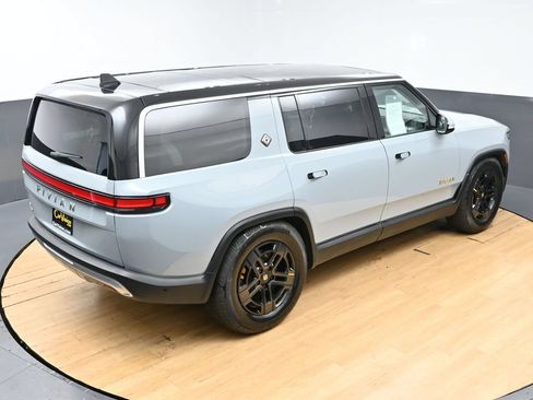 Used 2023 Rivian R1S Adventure AWD/4WD image 44