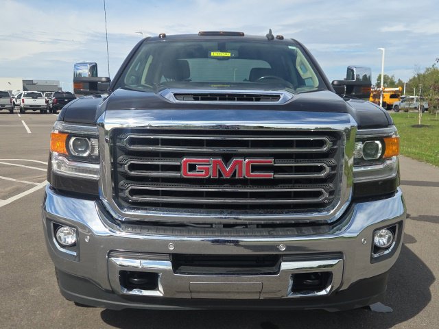 Used 2019 GMC Sierra 2500 SLT w/ Duramax Plus Package AWD/4WD image 3