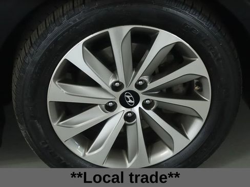 Used 2017 Hyundai Sonata Sport w/ Value Edition Package 02 image 12