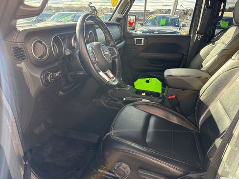 Certified 2021 Jeep Gladiator Overland w/ Popular Equipment Package image 4