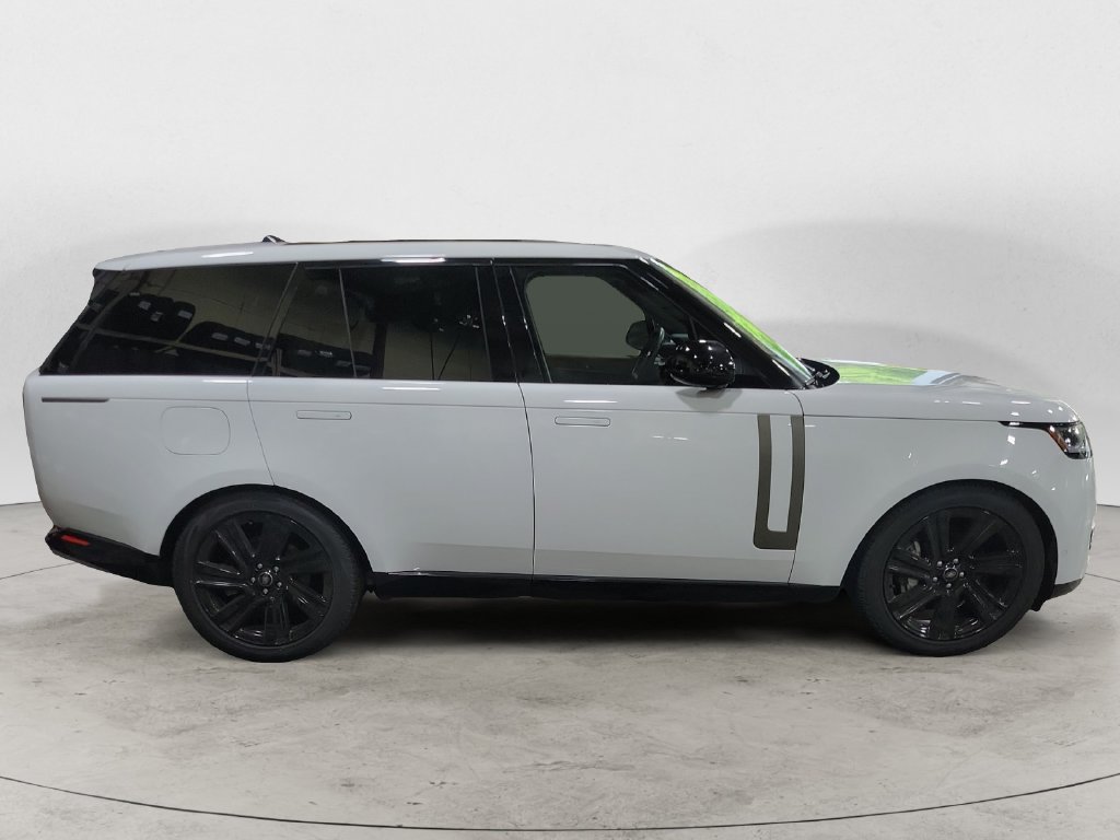 Used 2023 Land Rover Range Rover SE AWD/4WD image 6