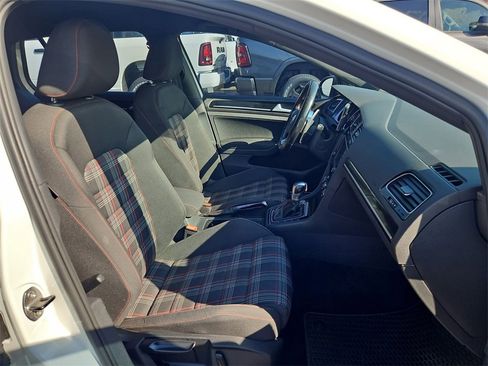 Used 2017 Volkswagen GTI Sport image 16