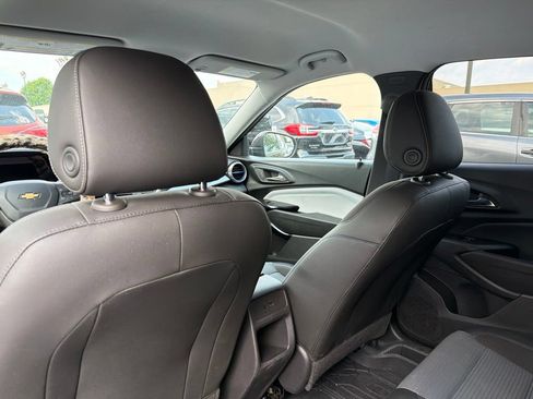 Used 2024 Chevrolet Trax LT FWD image 25
