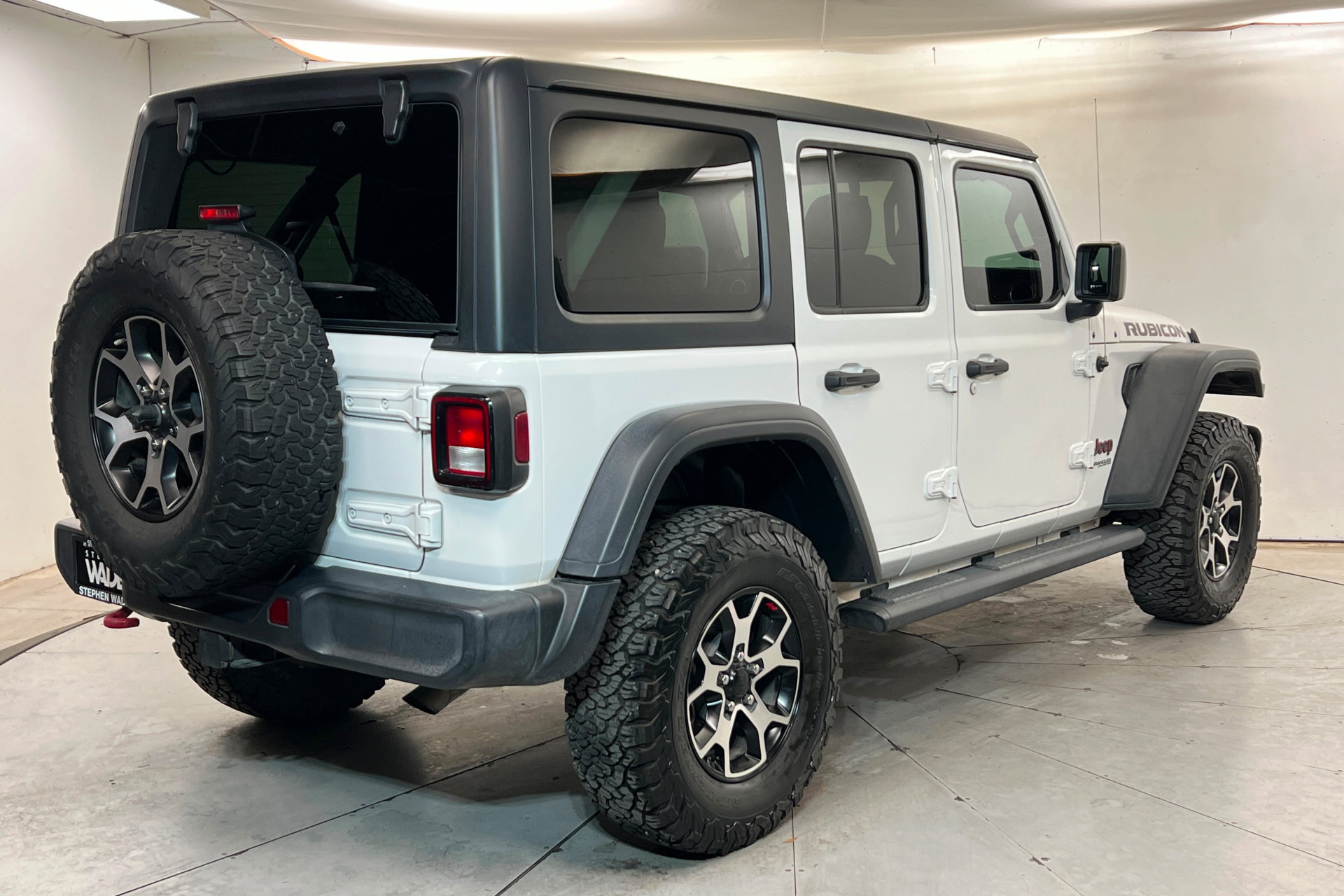 Used 2020 Jeep Wrangler Unlimited Rubicon AWD/4WD image 6