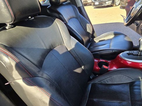 Used 2014 Nissan Juke SL image 23