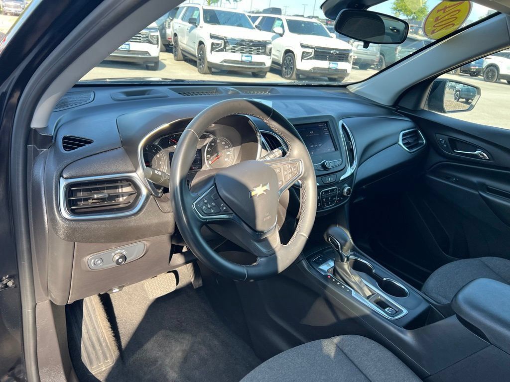 Used 2024 Chevrolet Equinox LT AWD/4WD image 18