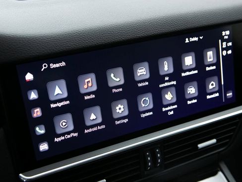 Certified 2022 Porsche Cayenne image 15