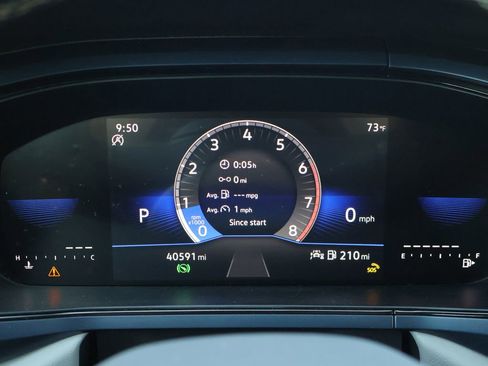 Used 2024 Volkswagen Taos SE FWD image 28