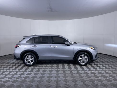 Used 2024 Honda HR-V LX image 10