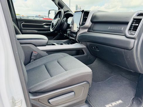 Used 2023 RAM 1500 Big Horn AWD/4WD image 32