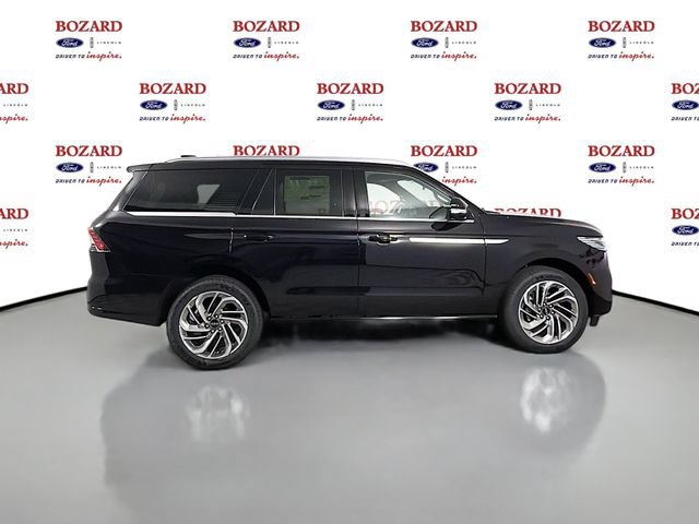 New 2026 Lincoln Navigator Reserve AWD/4WD image 8