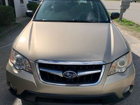 Used 2009 Subaru Outback 2.5i Special Edition image 2