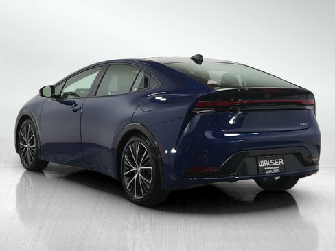 Used 2025 Toyota Prius Limited image 3