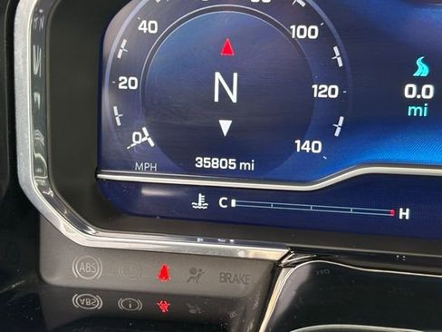 Used 2024 Chevrolet Silverado 3500 LT image 4