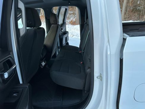 Used 2020 Chevrolet Silverado 1500 Custom Trail Boss w/ Custom Convenience Package image 9