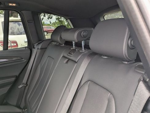 Used 2023 BMW X3 M40i w/ Premium Package image 15