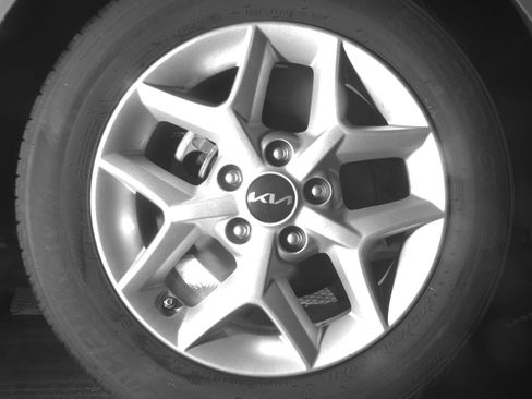 Used 2025 Kia Soul LX w/ LX Technology Package image 15