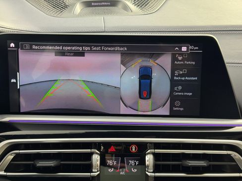 Used 2021 BMW X7 M50i w/ Dynamic Handling Package image 31