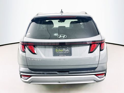 Used 2025 Hyundai Tucson SEL FWD image 7