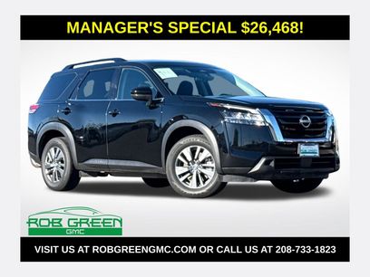 Used 2022 Nissan Pathfinder SV