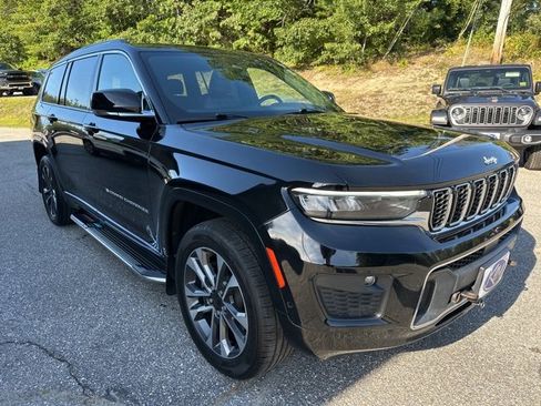 Used 2021 Jeep Grand Cherokee L Overland image 2