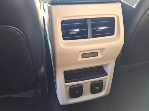 Used 2019 Ford Edge Titanium w/ Equipment Group 301A image 24