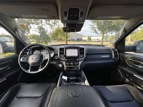 Used 2022 RAM 1500 Laramie AWD/4WD image 2