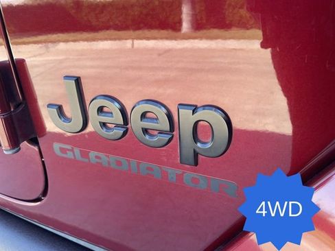 Used 2021 Jeep Gladiator Sport AWD/4WD image 31