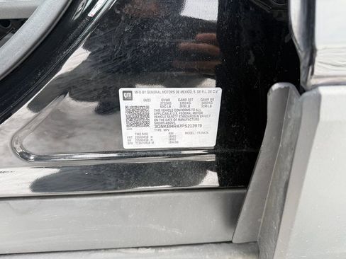 Used 2023 Chevrolet Blazer LT image 30