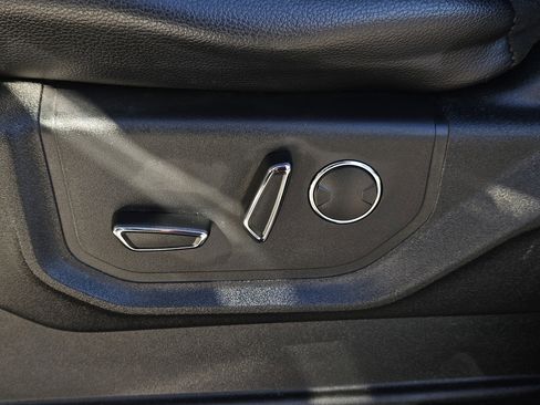 Used 2019 Ford Expedition XLT w/ Equipment Group 202A image 27