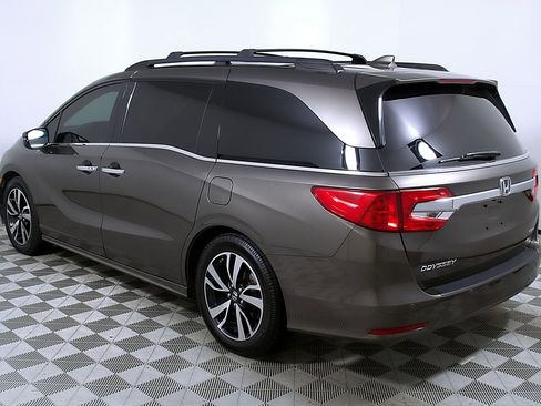 Used 2019 Honda Odyssey Elite image 9