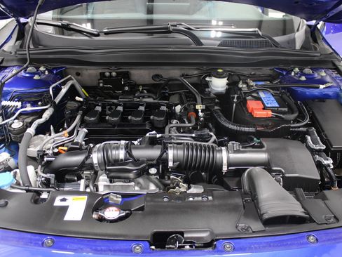 Used 2022 Honda Accord Sport image 10