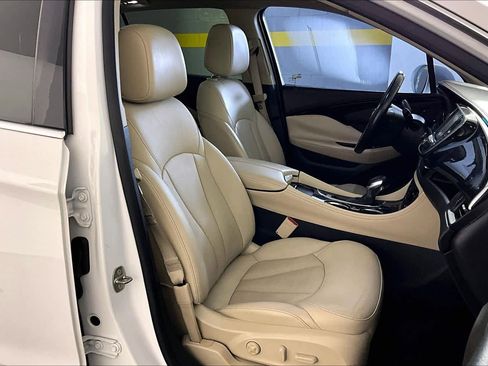Used 2018 Buick Envision Essence image 9