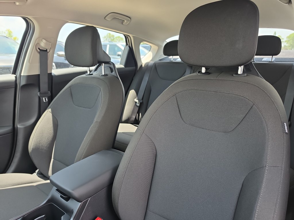New 2026 Kia K4 FWD image 21