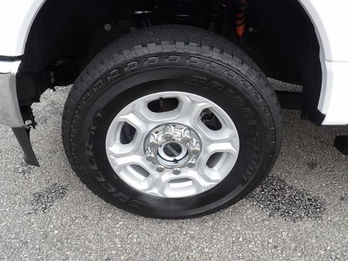Used 2025 Ford F250 XLT w/ FX4 Off-Road Package AWD/4WD image 51