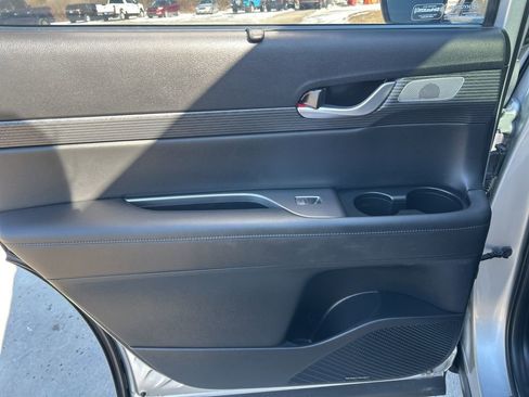 Used 2023 Hyundai Palisade Limited image 14