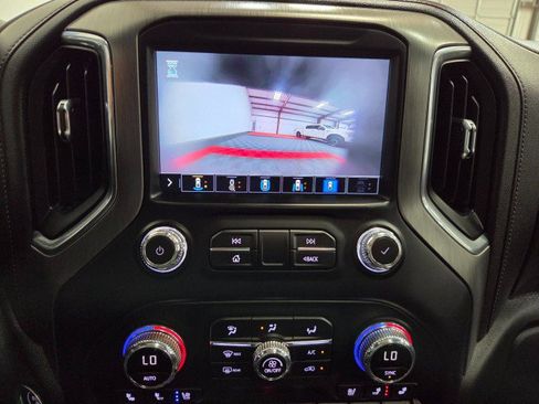 Used 2022 GMC Sierra 2500 Denali AWD/4WD image 65