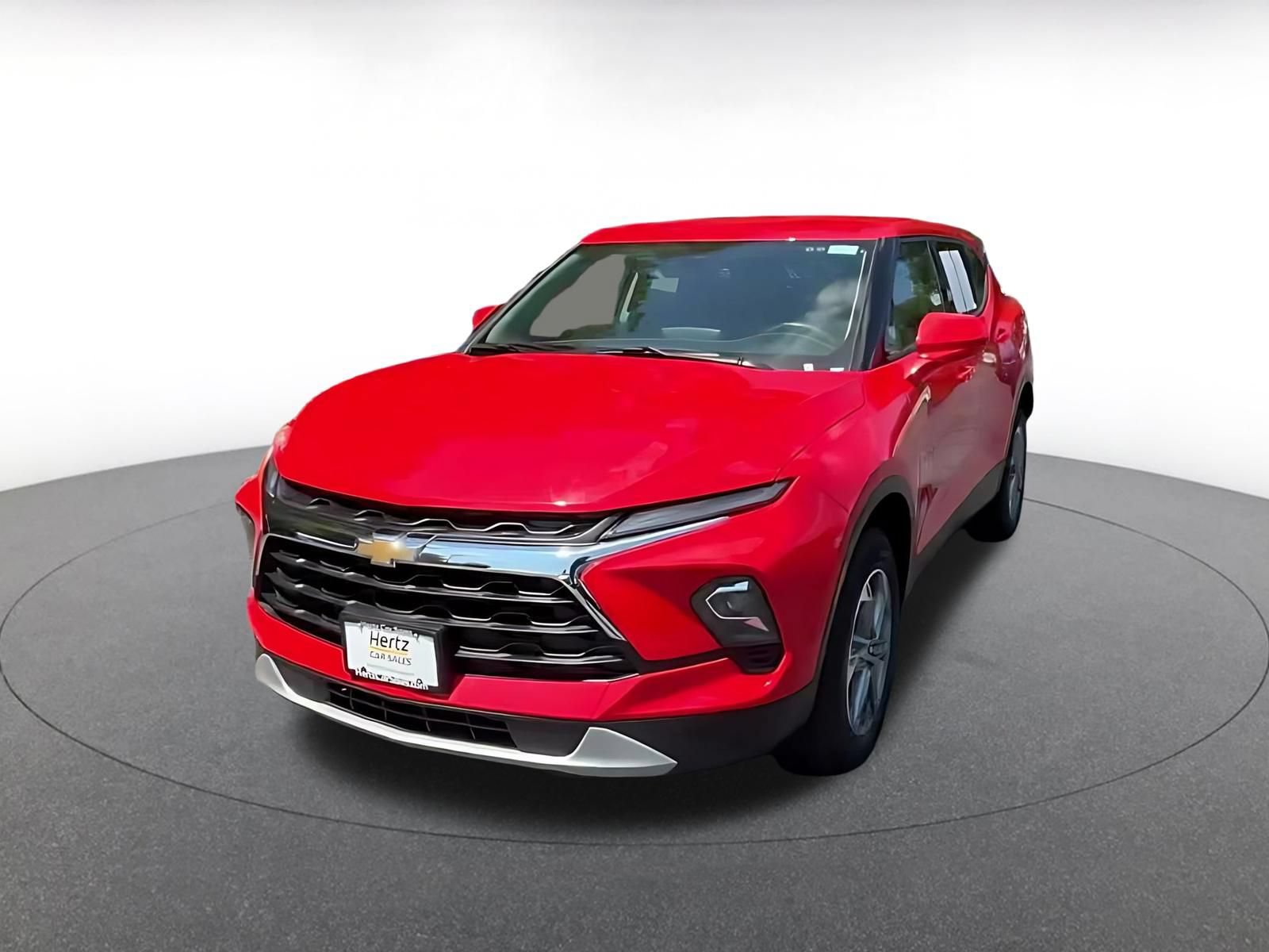 Used 2026 Chevrolet Blazer LT FWD image 6
